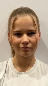 Kiara Bieniek (16)